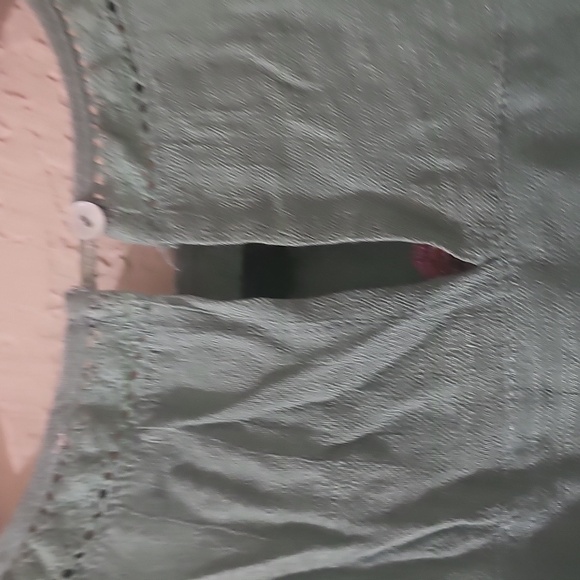 Umgee Green Floral Embroidered Cold Shoulder Blouse - Picture 5 of 6